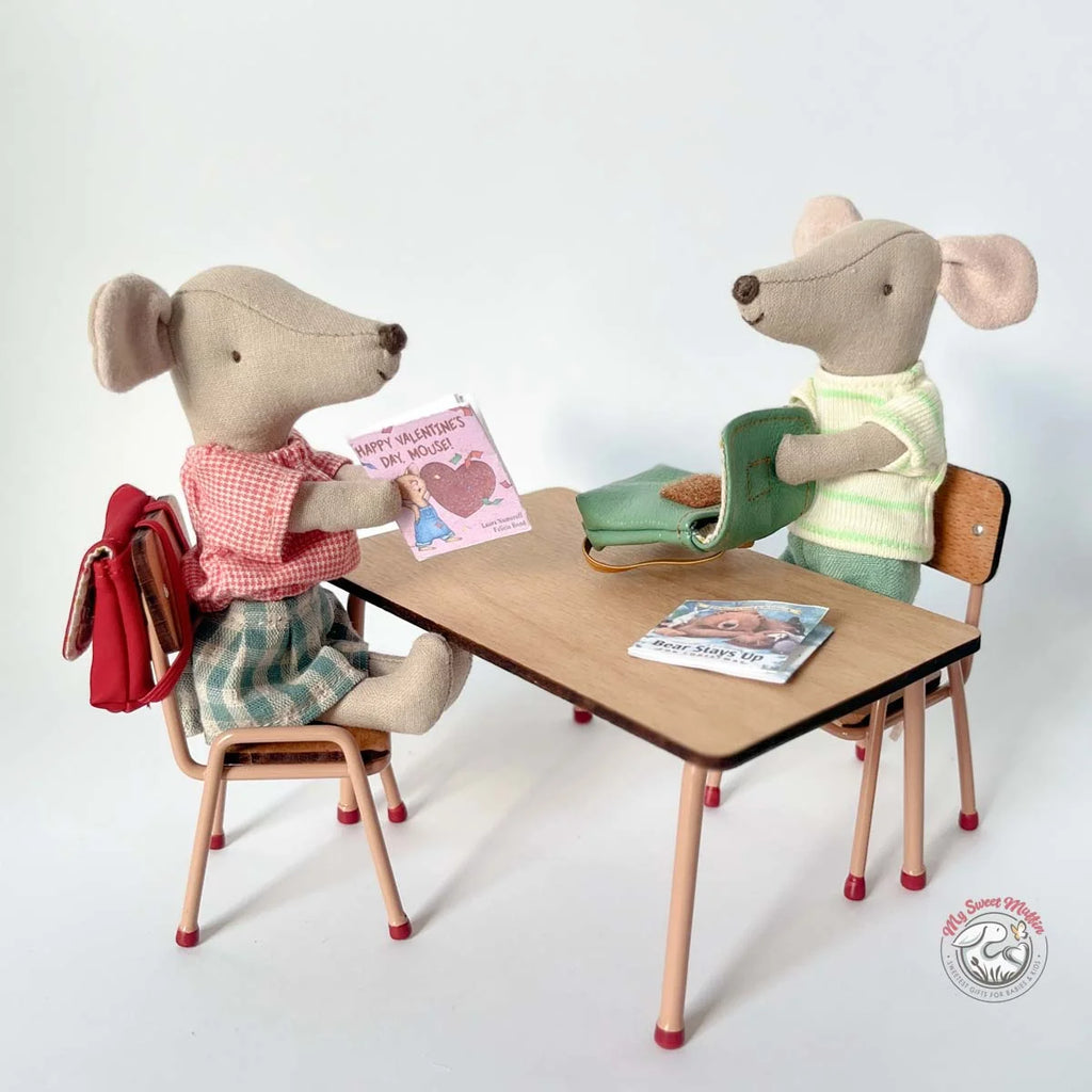 Table and Chair Set, Mouse Size