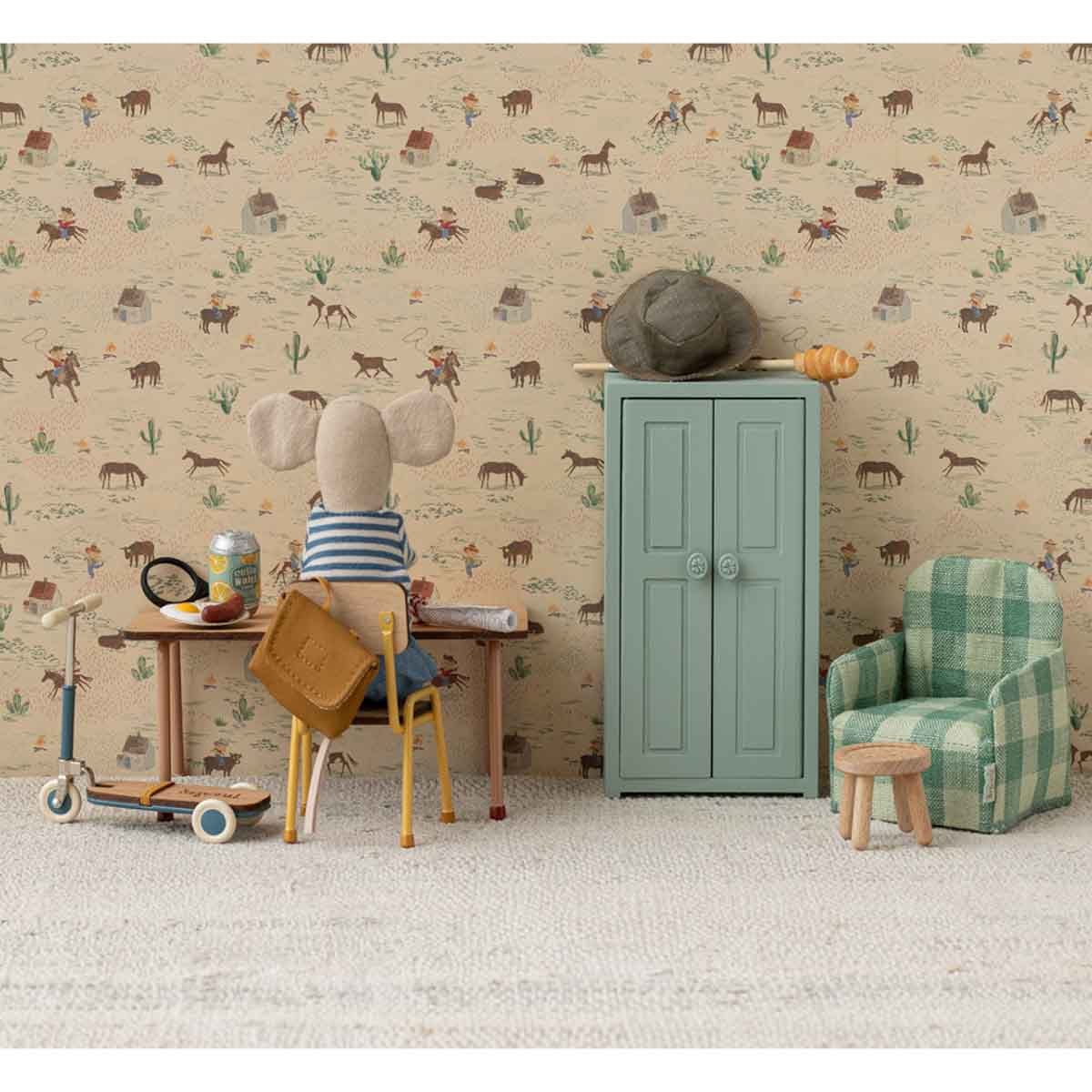 Table and Chair Set, Mouse Size